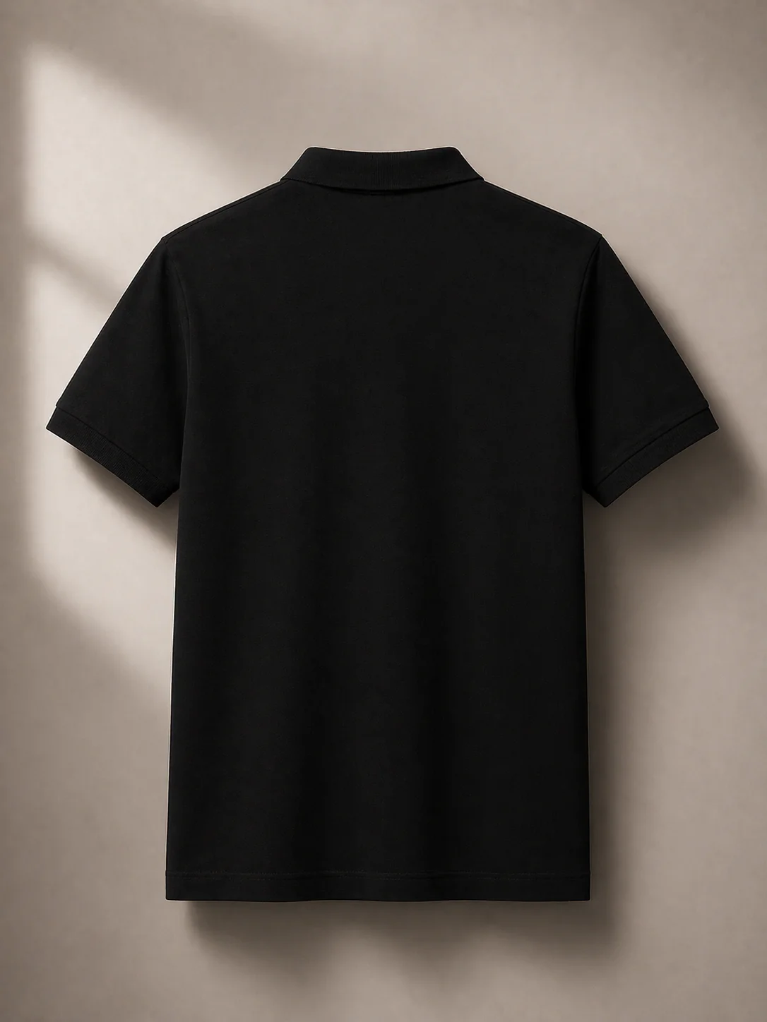 L Men Black Solid Polos T-Shirt